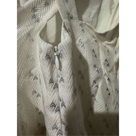 Club Monaco seanell flare ivory silver metallic design 0 - Picture 3 of 8